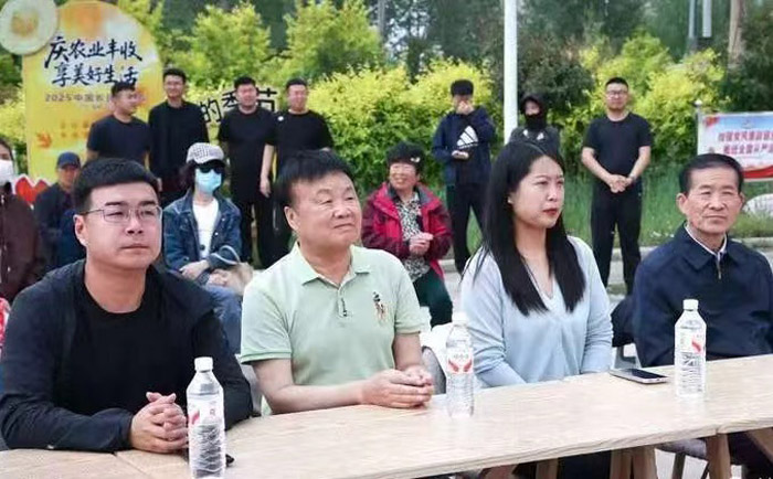 辽宁省盘锦市大洼区诗词学会“艺术点亮生活”公益活动走进唐家镇白家铺村