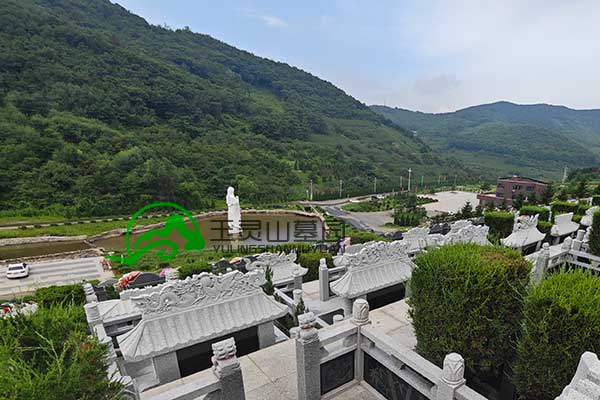 沈阳玉灵山墓园创新引领，可降解墓地亮相，草坪葬仅需4880元！