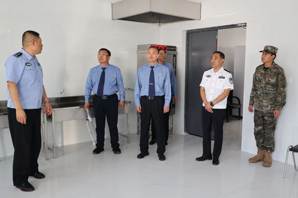 护航双节平安，筑牢监管防线，辽宁北镇市检警武联动开展看守所安全检查！